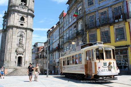 porto-torre-clerigos-tramway