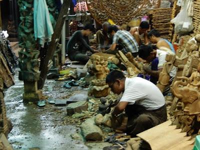 Les artisans de Mandalay - Birmanie