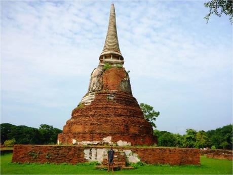 ayutthaya-stupa-nicolas