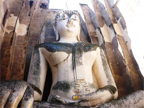 sukhothai-bouddha-de-14-metres