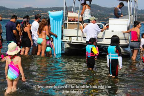 Le Lac de Folsom : un camion de glace qui arrive par l’eau…