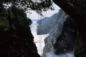 Murchison Falls, Ouganda. 2001