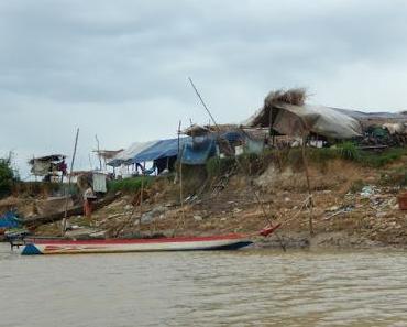 Au fil de l'eau : de Battambang à Siem Riep