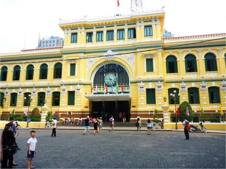 Ho Chi Minh - La poste centrale - extérieur