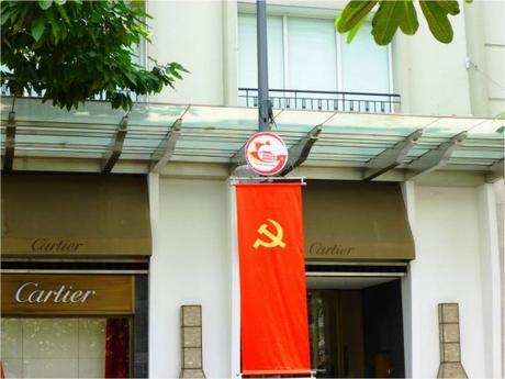 Ho Chi Minh - Le luxe et le communisme