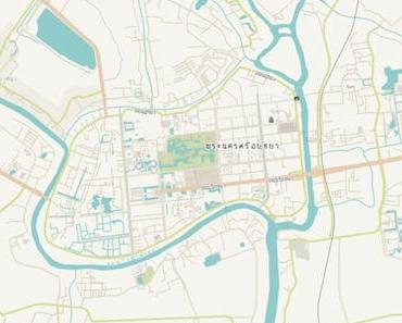 La Chao Phraya à Ayutthaya sous une lumière d’ambre