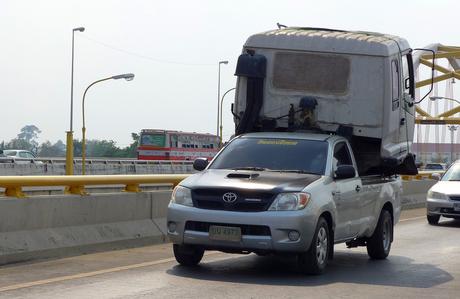 Thaïlande - Ayutthaya - 183 - Camion sur voiture