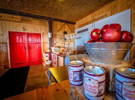 QUÉBEC | Le temps des sucres: la Cabane à pommes…à l’érable