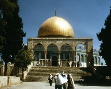 A l’Esplanade des Mosquées