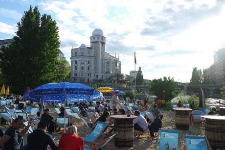 Où sortir l'été à Vienne ? vienne donaukanal canal danube herrmann strand bar