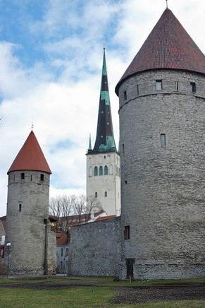 estonie tallinn vieille ville remparts