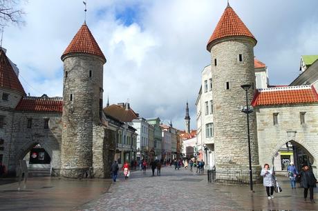 estonie tallinn vieille ville porte viru gate