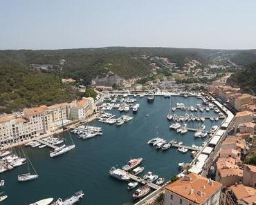 La location de bateau en Corse : une astuce authentique pour découvrir cette île