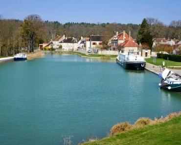 Le canal de Bourgogne en bateau : les plus beaux sites